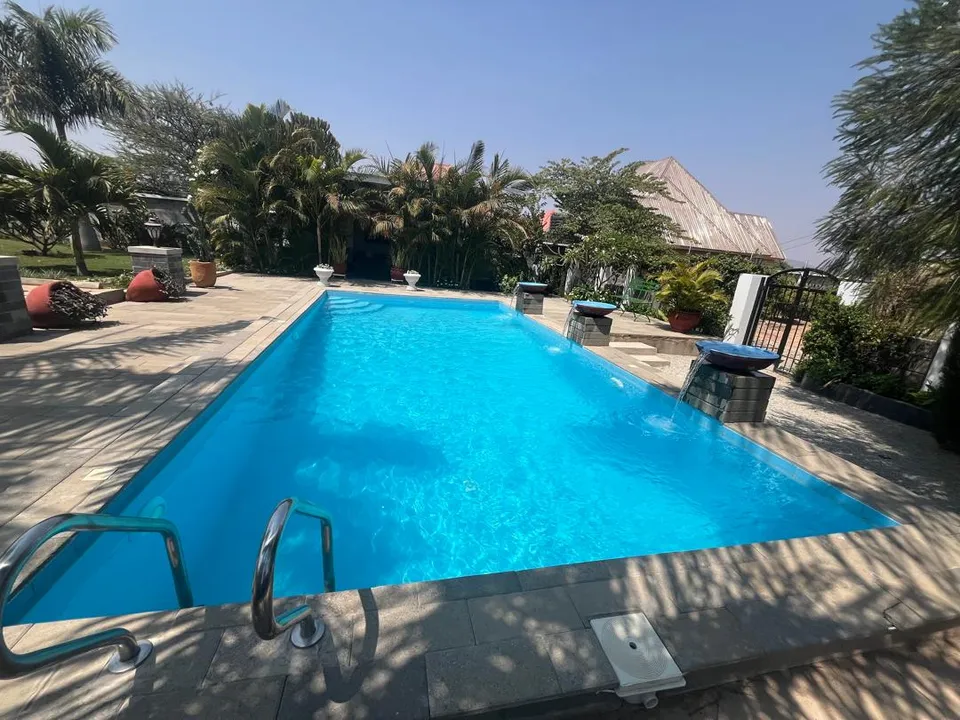 Garden pool with water features in Dodoma Iyumbu